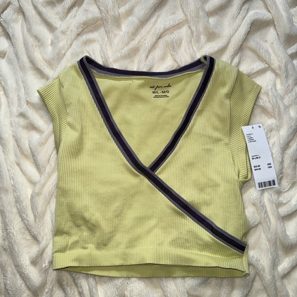 Women's Green Wrap Top - Picture 1 of 3